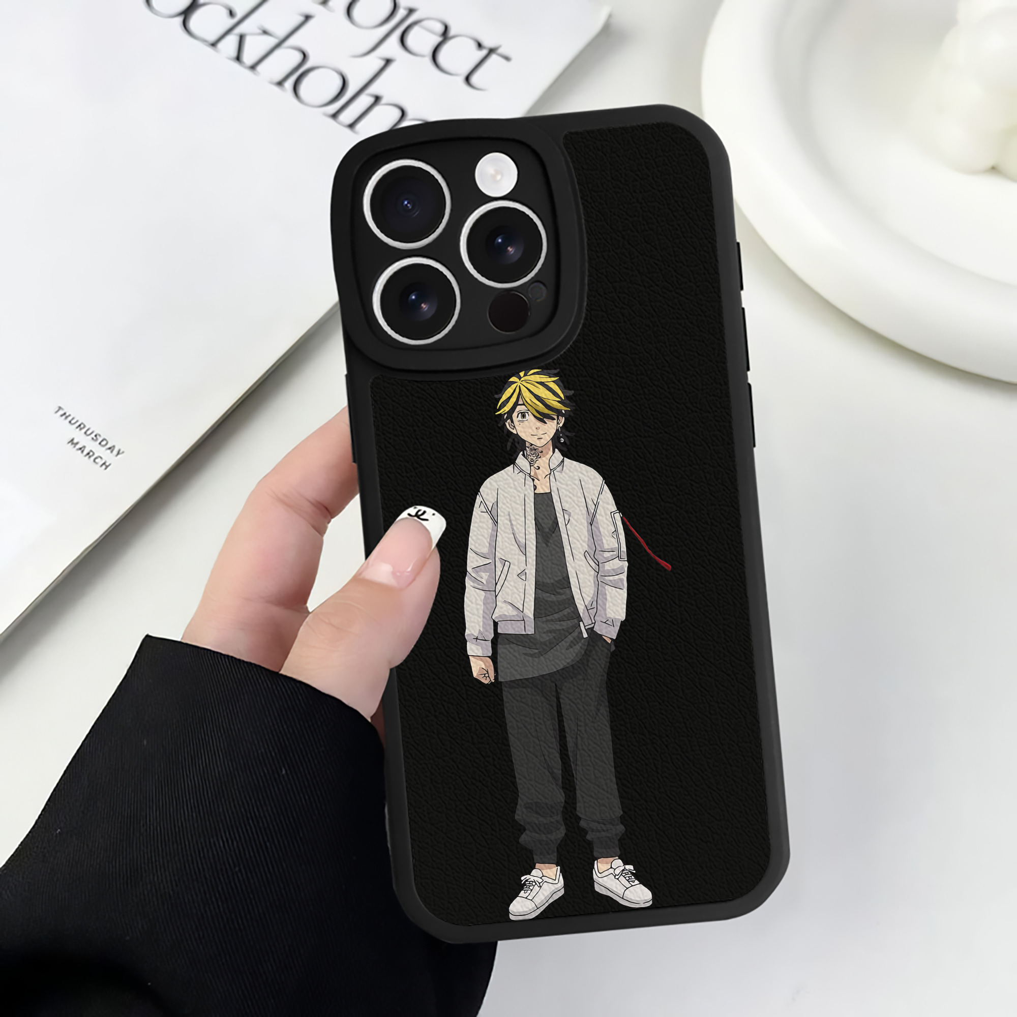 （画像用） 東京リベンジャーズ Tokyo Revengers 【iPhone 16シリーズ対応】シリコンスマホケース（レザー調） 材質：シリコン